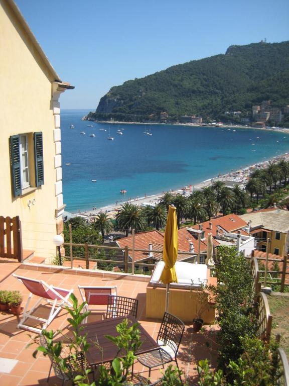 Palazzo Vescovile Hotel 놀리 외부 사진